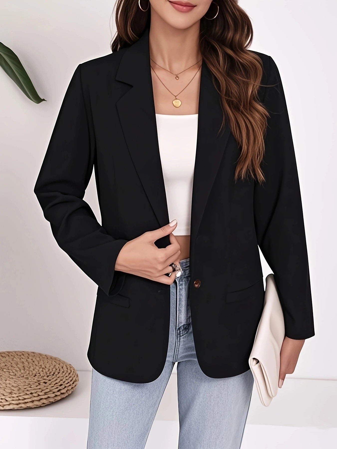 793685136-1